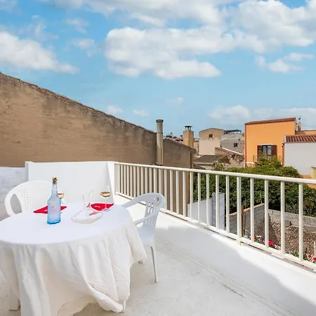 Domo De Maria Apartment