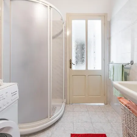 Apartment Domo De Maria